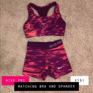 $15- NIKE Matching Bra and Spandex Set